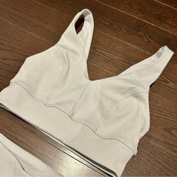 Athletic Ribbed Workout Set - Picture 9 of 10